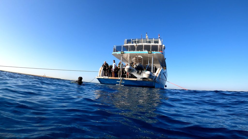 Vue d'en bas du bateau