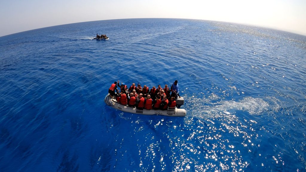 Plongeurs sur le zodiac