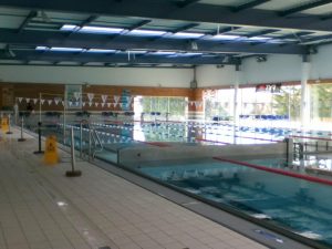 A l'intérieur de la piscine Ovive à Ecrouves