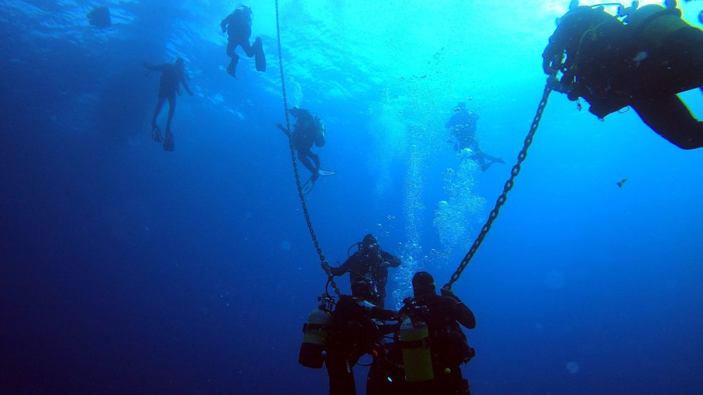 sous l'eau